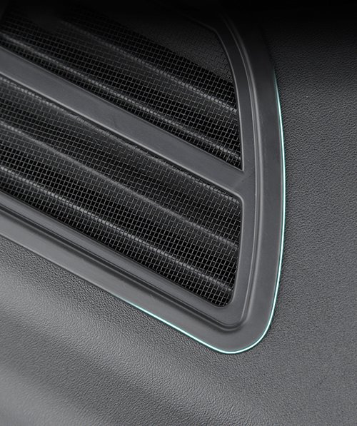 The air-conditioning air intake cover adopts the original car data to open the mold