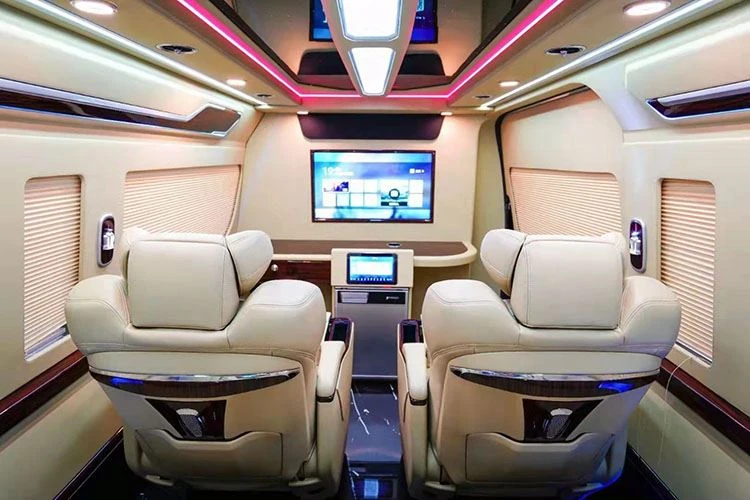 Toyota Hiace Modifiziertes Nutzfahrzeug