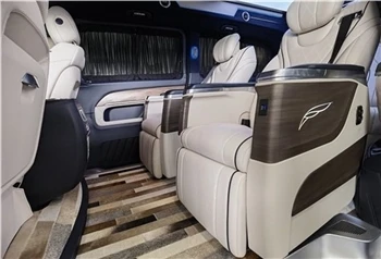 Mercedes-Benz V250 mit luxuriösen VIP-Sitzen