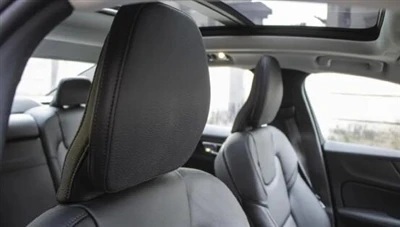 Wissen Sie, die Kopfstütze des Autositzes dient nicht als Kissen