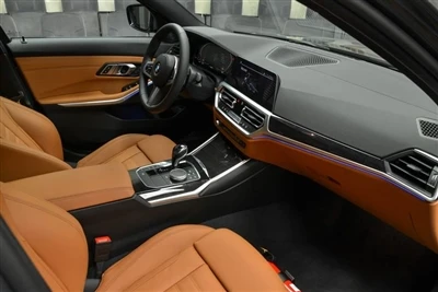 BMW hat eine neue modifizierte Version des BMW 330i vorgestellt.