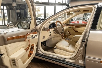 Was ist der Unterschied zwischen Mercedes W220 und W221?