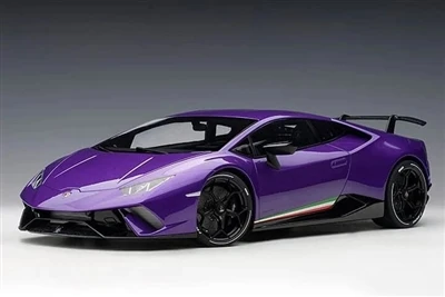 Lamborghini Huracan Performante, modifizierte blau-lila Felgen